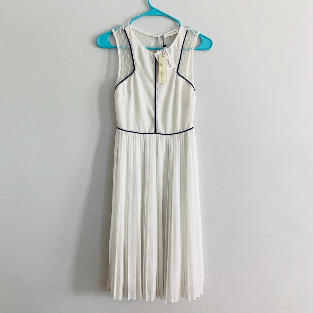 Sold Sugarlips White Pleated Lace A Line Dress - Picture 4 of 12